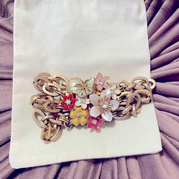 Juicy Couture magnetic bracelet. - Picture 1 of 3